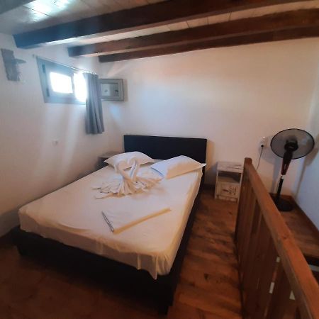 Κυθνοσ Larerooms Mérichas Eksteriør billede