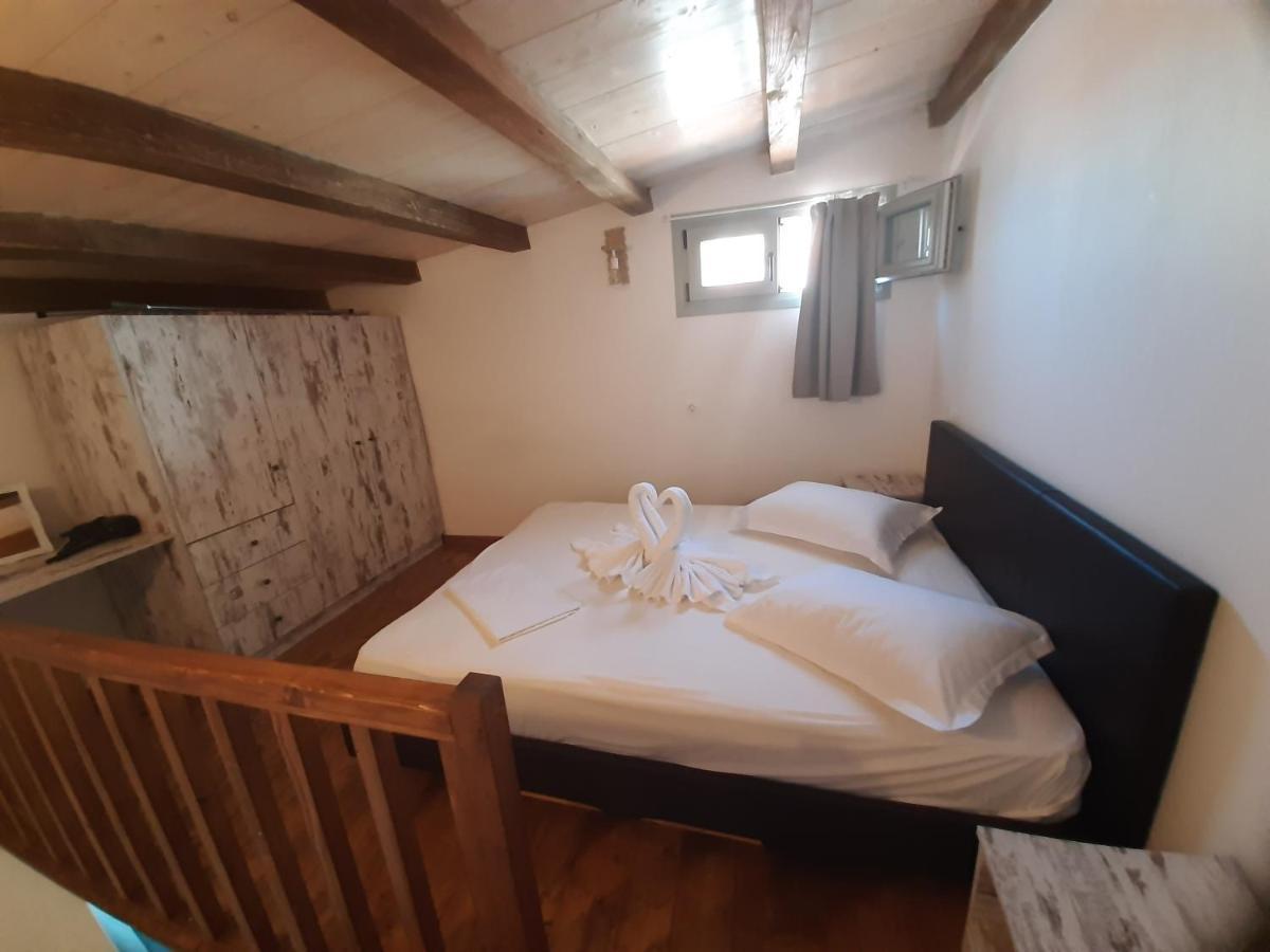 Κυθνοσ Larerooms Mérichas Eksteriør billede